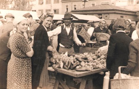 Tržnica Kvaternikov trg 1943. godine. Ponuda povrča bugarskog vrtlara